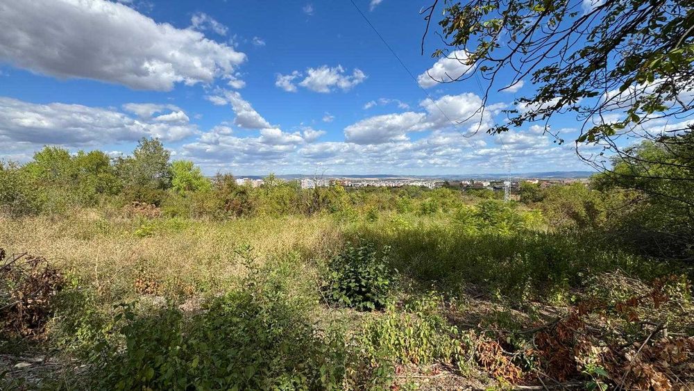 Парцел в местността Бабенец,гр.Горна Оряховица