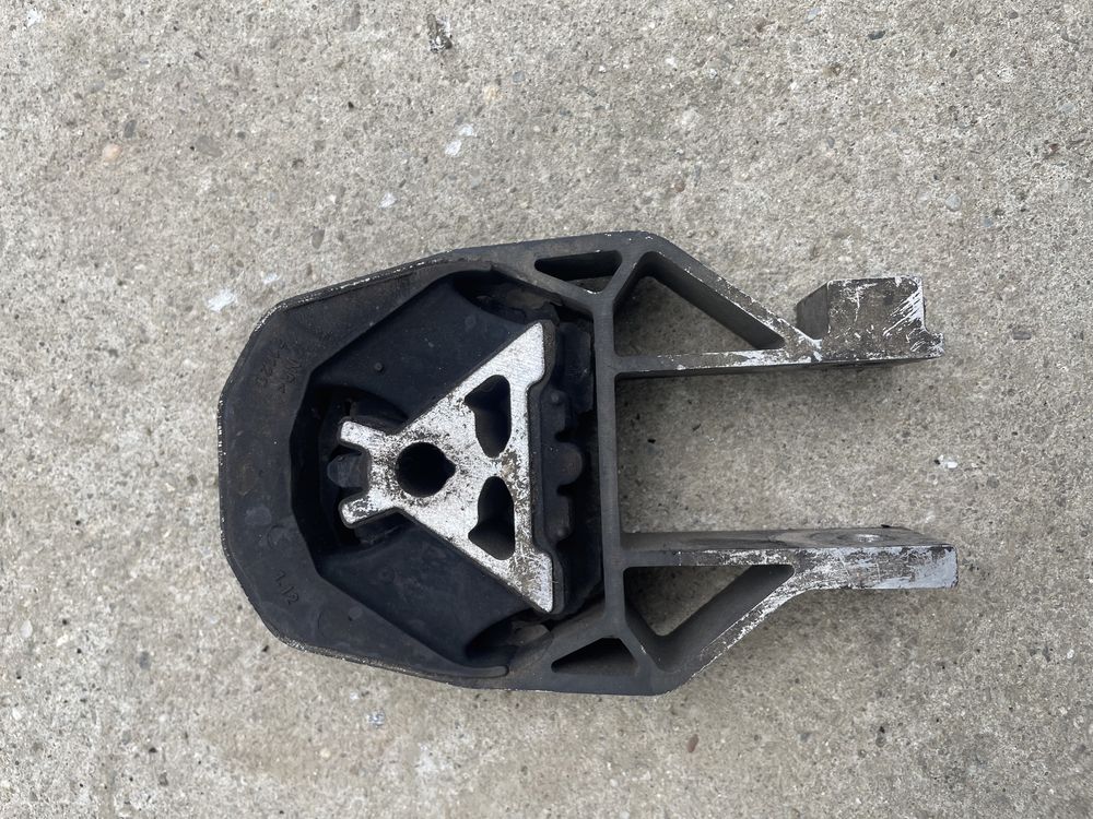 Tampon / suport motor cutie Ford Focus Mk 3 diesel euro 5