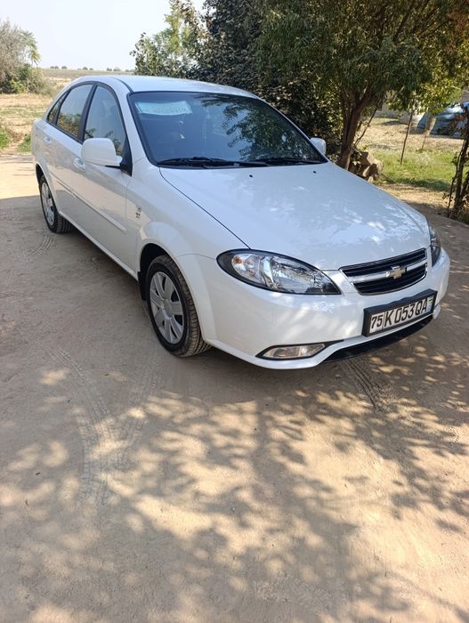 Chevrolet Jentra
