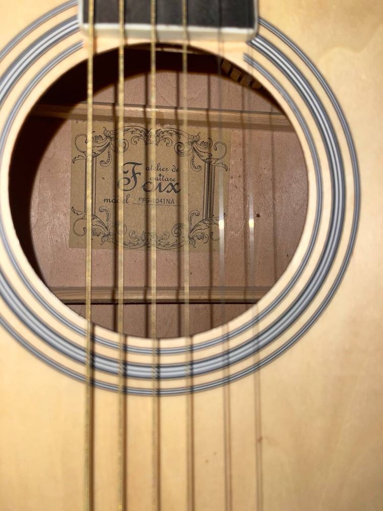 Akustika gitara