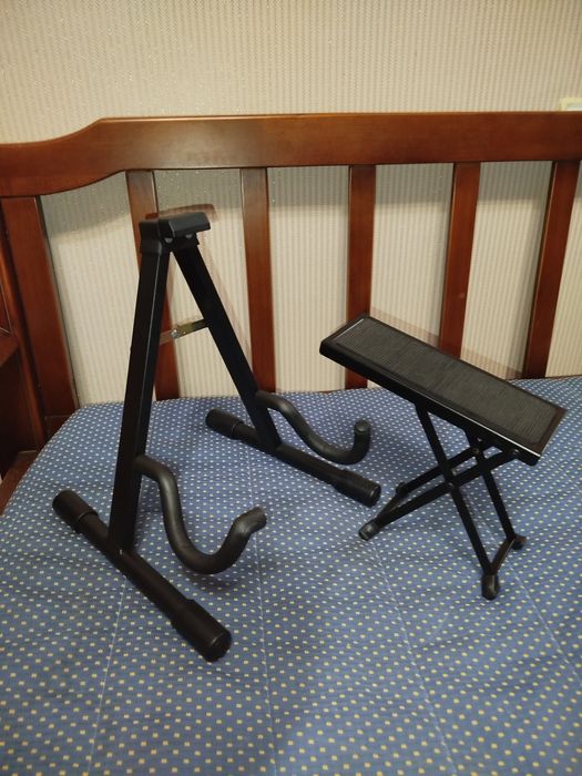 Подставка для гитары, подставка под ногу гитариста. ( Новые)