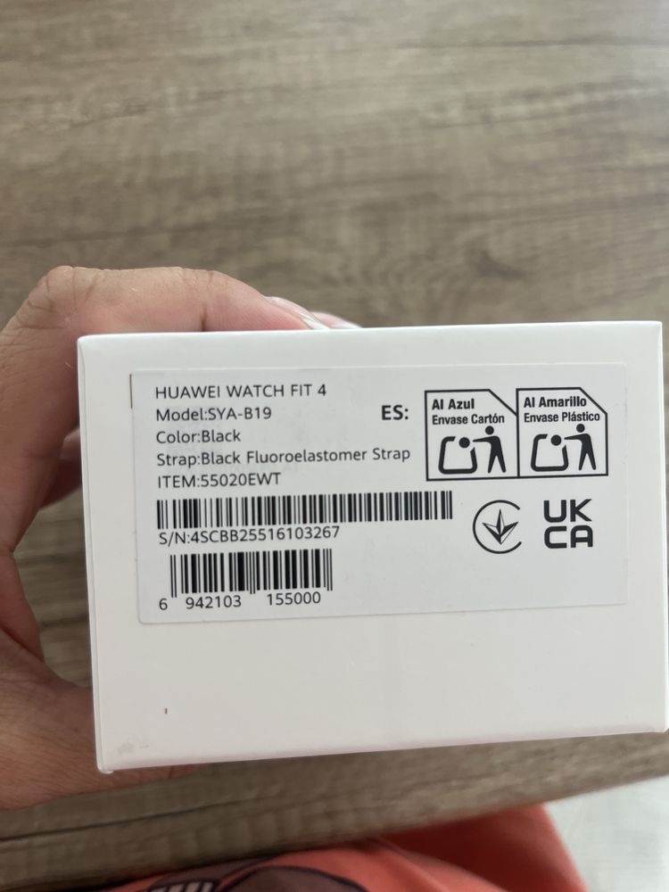 Смарт часовник Huawei watch FIT 4 Black - нов