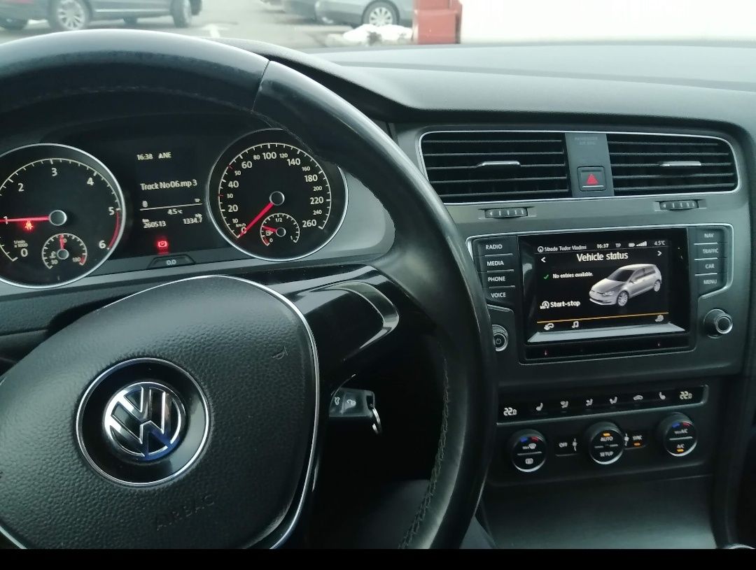 Vind autoturism Volkswagen Golf 7 an fabricatie 2013