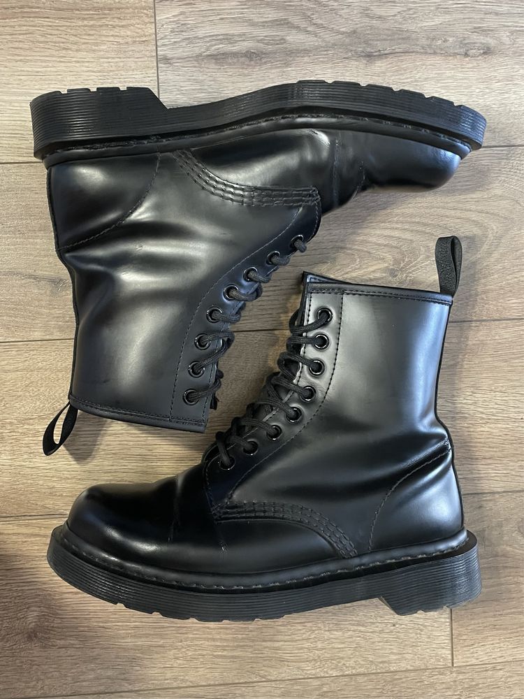 Кожени кубинки Dr.Martens номер 38