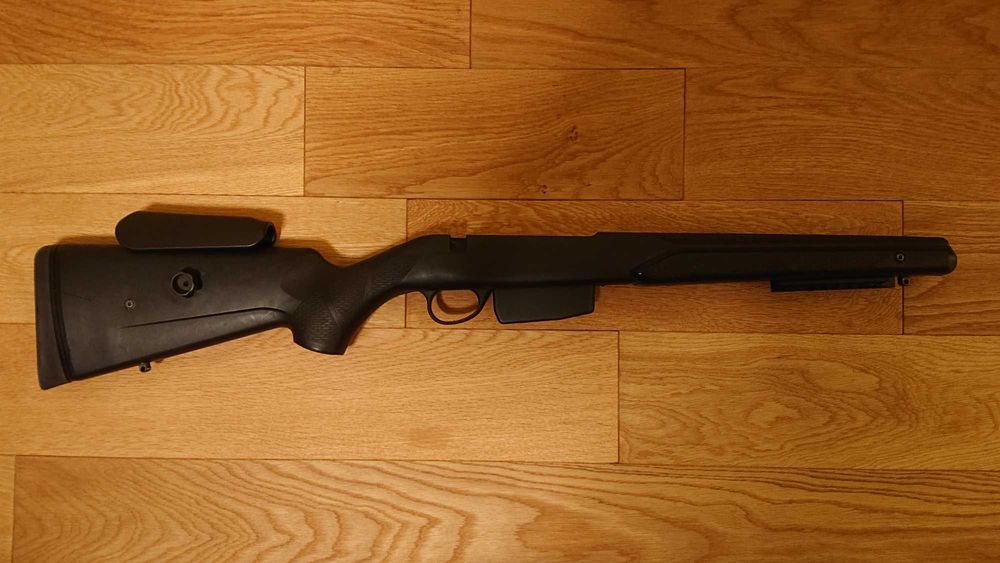 Продавам приклад за Тика Т3 (Tikka T3) пушка