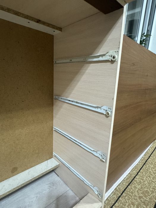 Камод ……………………..