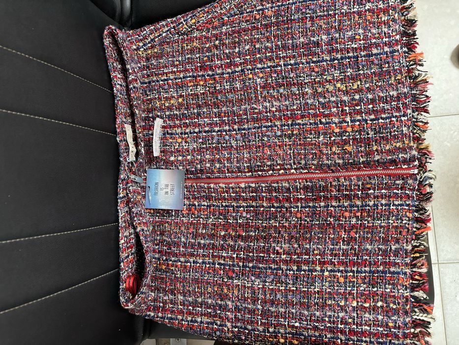 Вълнена къса пола