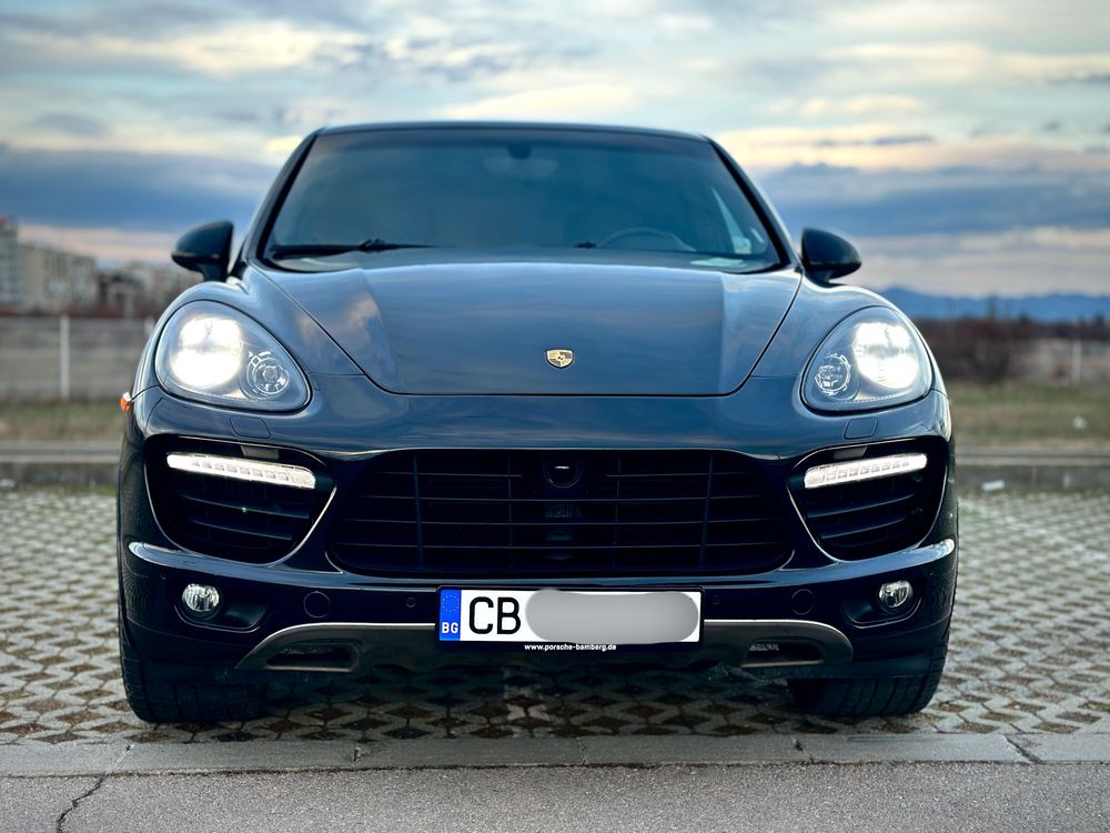 Porche Cayenne Turbo *БАРТЕР*