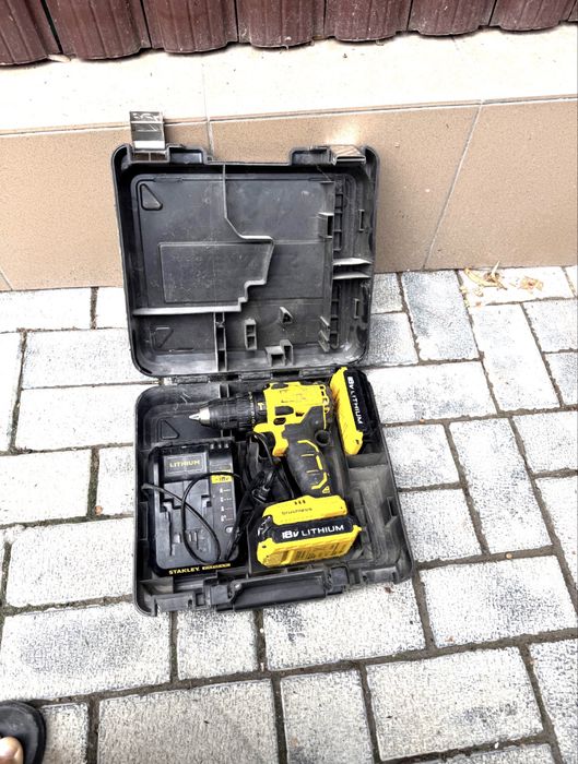 Bormasina filetanta Stanley 18v