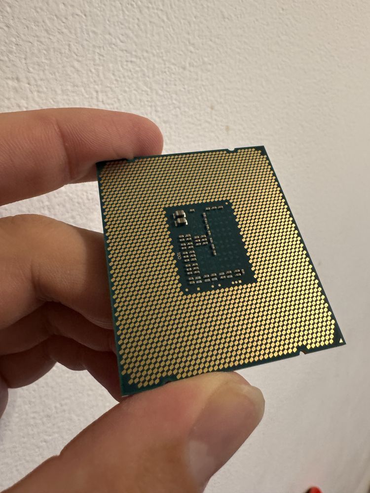 Продаю процессор Intel Core i7-5930K