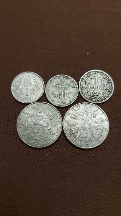 Monede vechii de argint