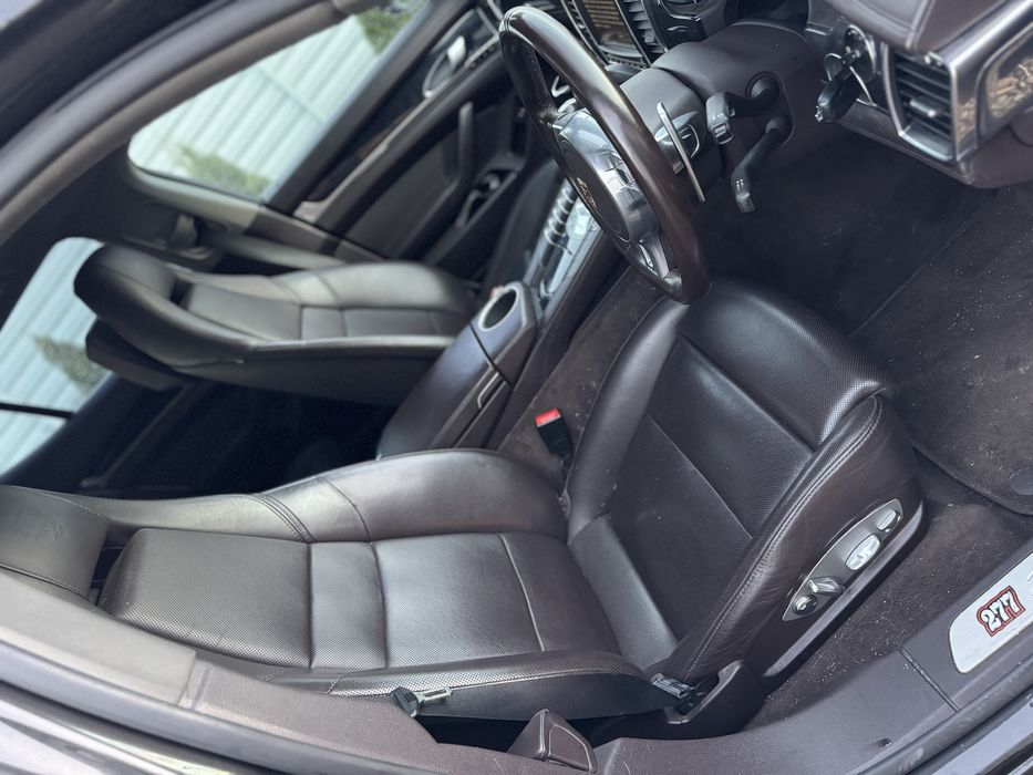 Dezmembrez porsche panamera hybrid 3.0 distronic perne etc