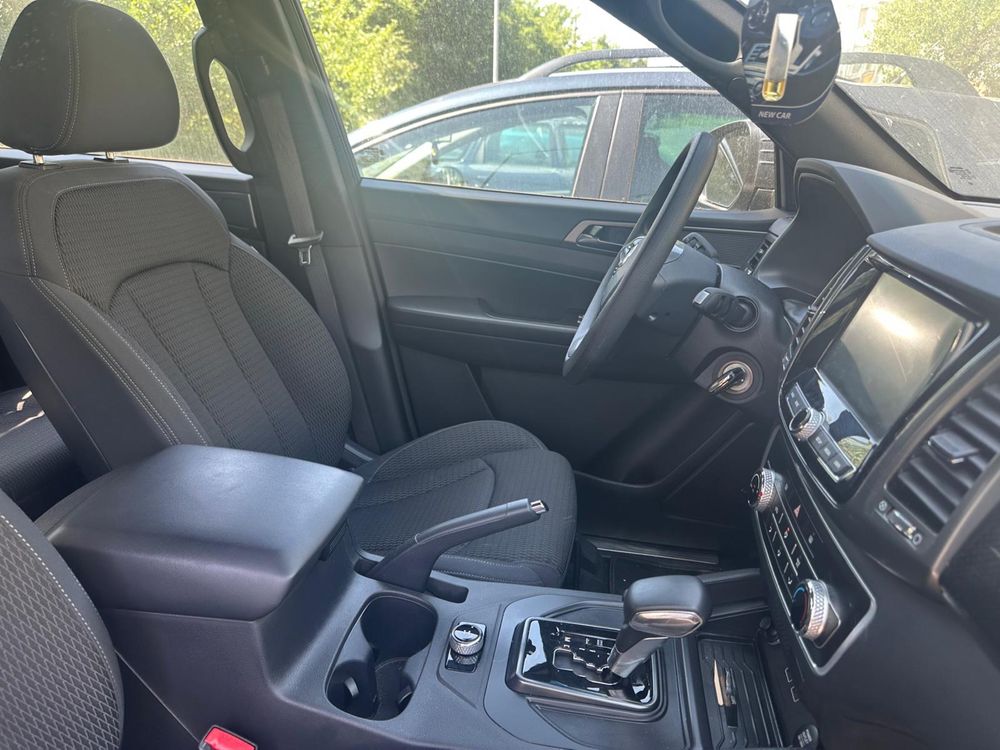 Ssangyong Musso Grand