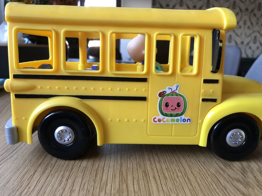 Jucărie autobuz Cocomelon