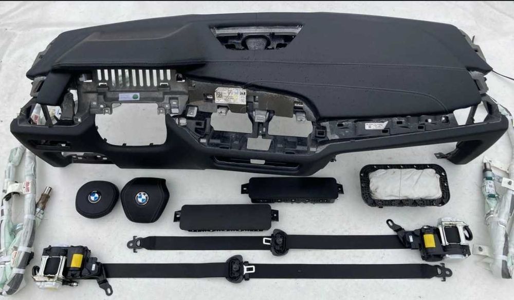 Арматурно табло аирбег колани airbag BMW X5 G05 X6 G06 кожа