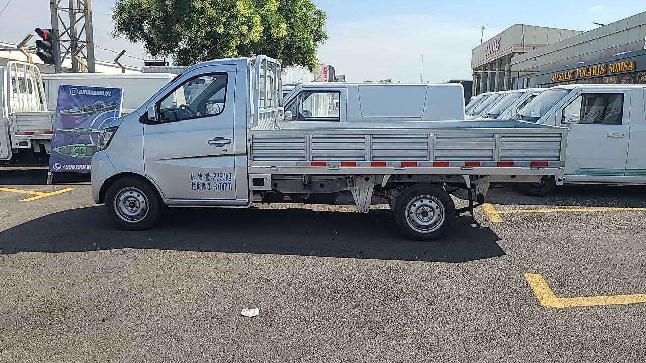 Продается электромобиль автомашина Changan