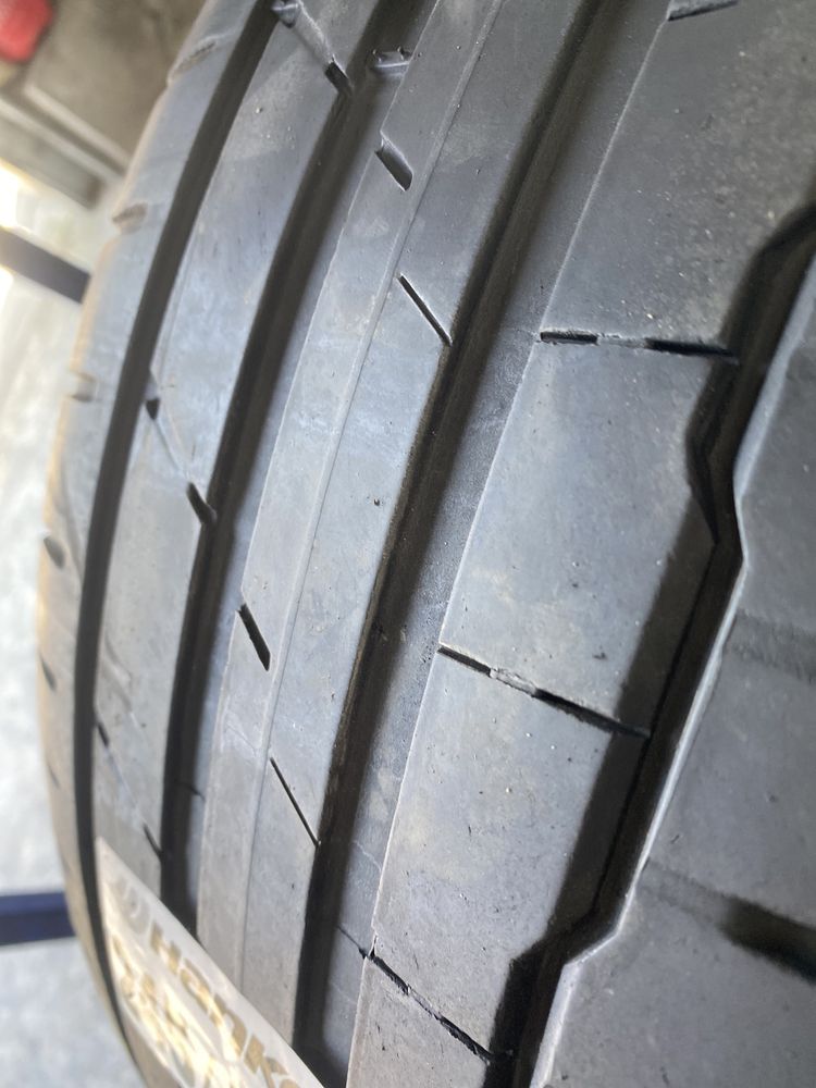 245/45/18 Hankook Vara