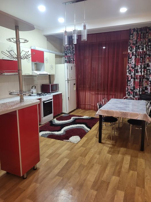 Куханный гарнитур " Г" обратной формы