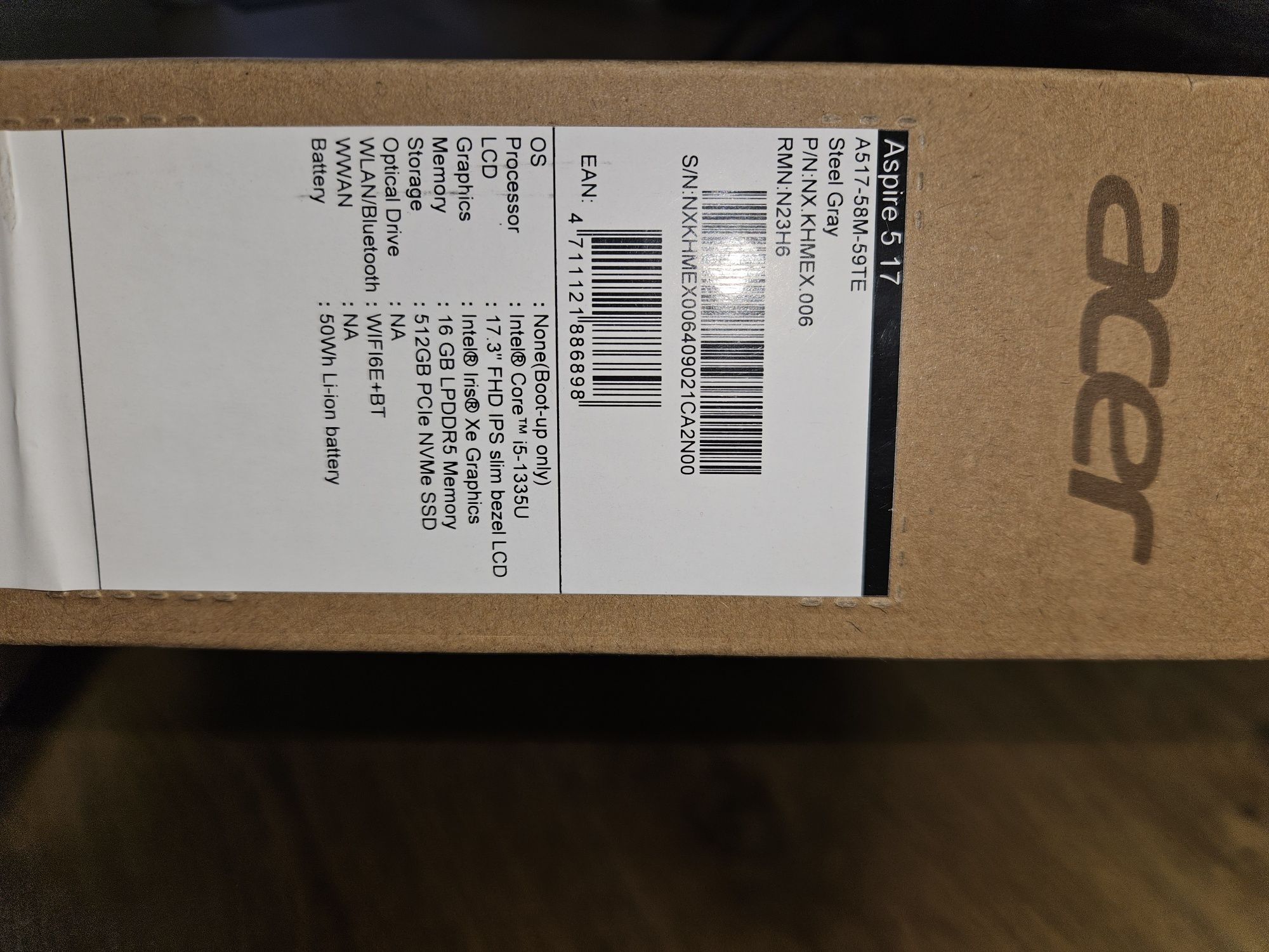 Нов, неразопакован лаптоп Acer Aspire 5