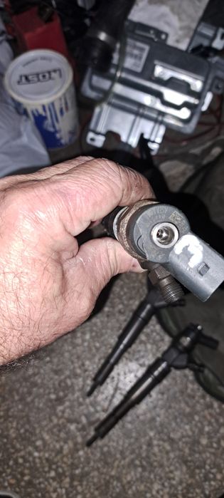 Injectoare bmw 2.0 m47 x3 e90