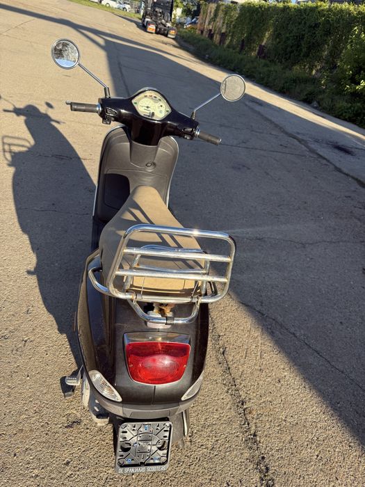 Piaggio Vespa fara permis