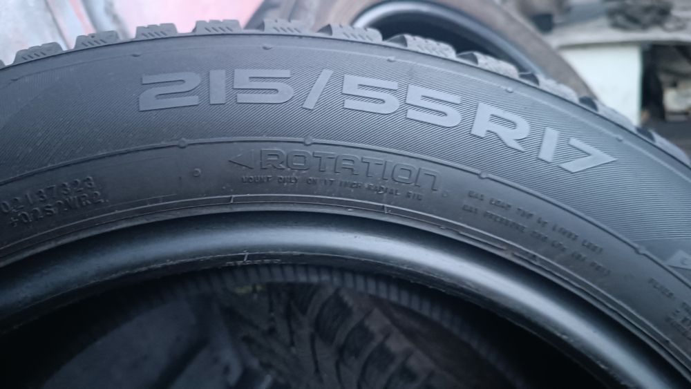 215/55/17 Nokian Дот 1823