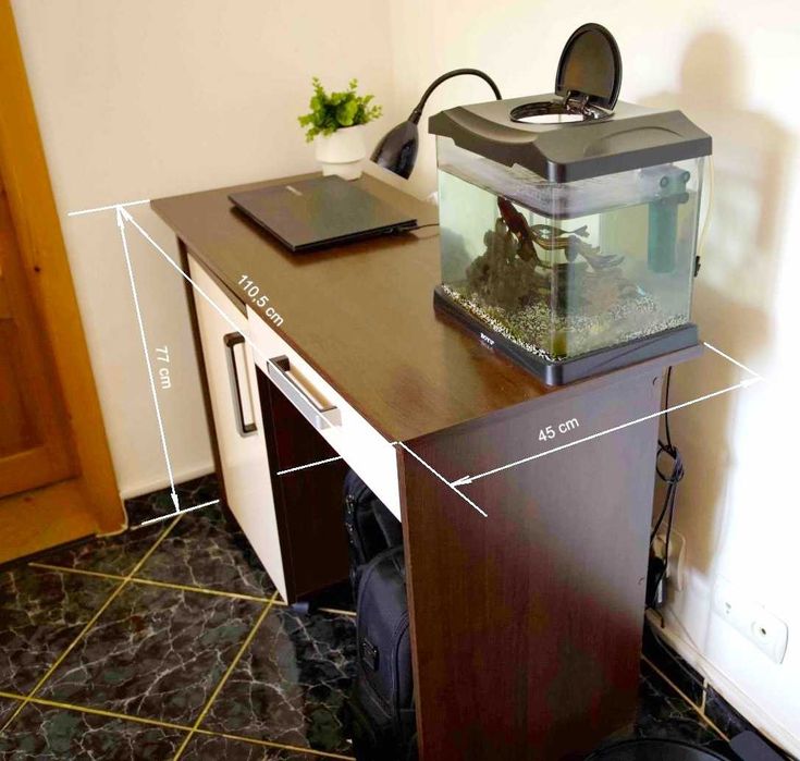 Vand birou dimensiuni reduse, culoare venghe + bej