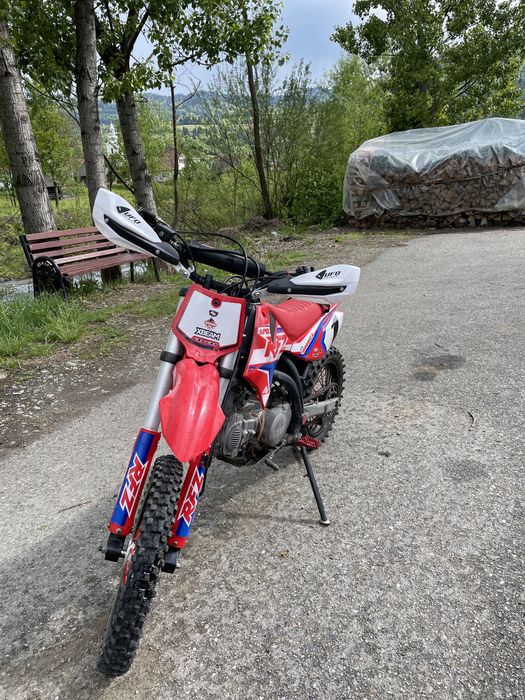 Vând cross apollo rfz 140cc