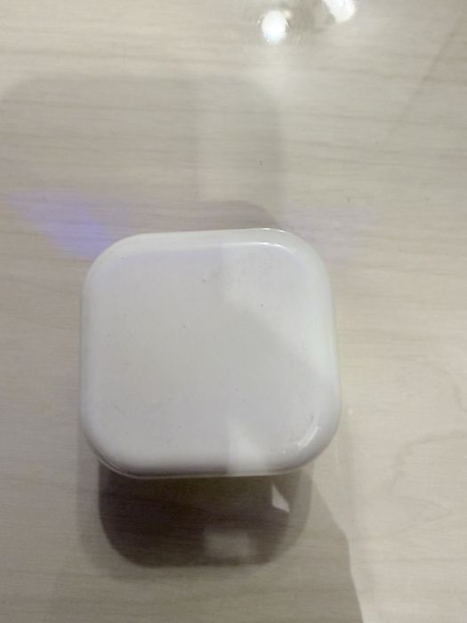 Зарядка на Iphone оригинал ( блок, головка )