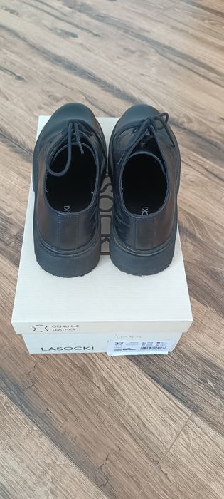 Кожени обувки Lasocki