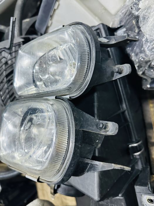 W203 W209 противатуманный фары туманик авторазбор мерседес бу запчаст