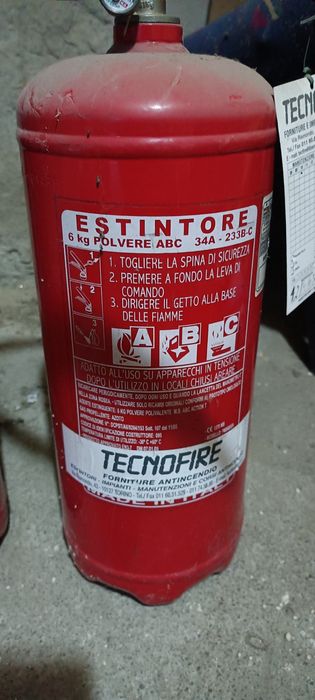 Stingător incendii 6kg