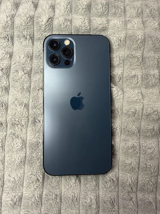 Iphone 12 pro продам в хорошем состоянии