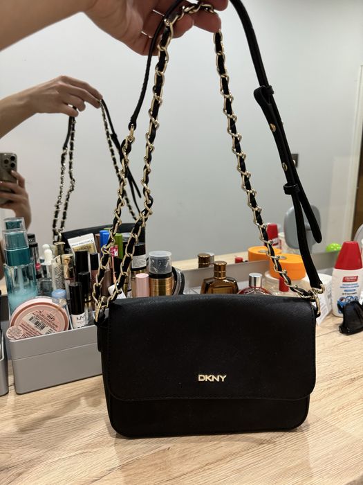 Нова чанта Dkny естествена кожа