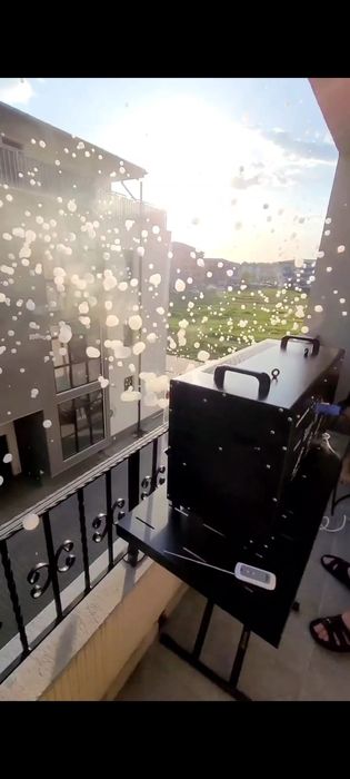 Vand masina Baloane cu fum