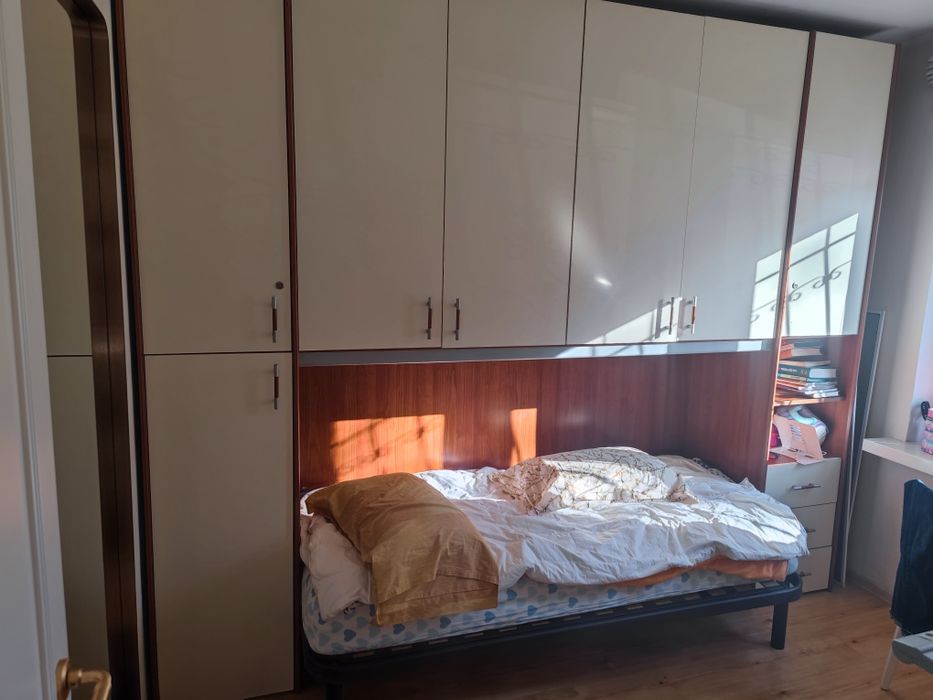 Шкаф стенка с кроватью