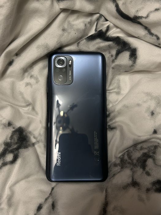 Телефон Redmi Note10s