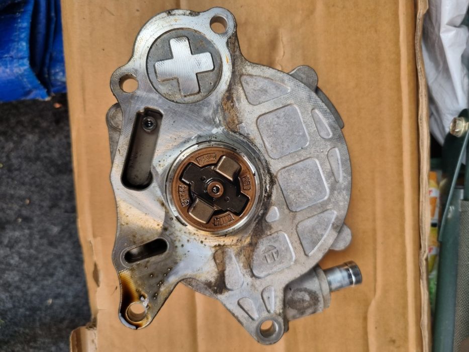 Pompa vacuum  / tandem 1.6 CAYC