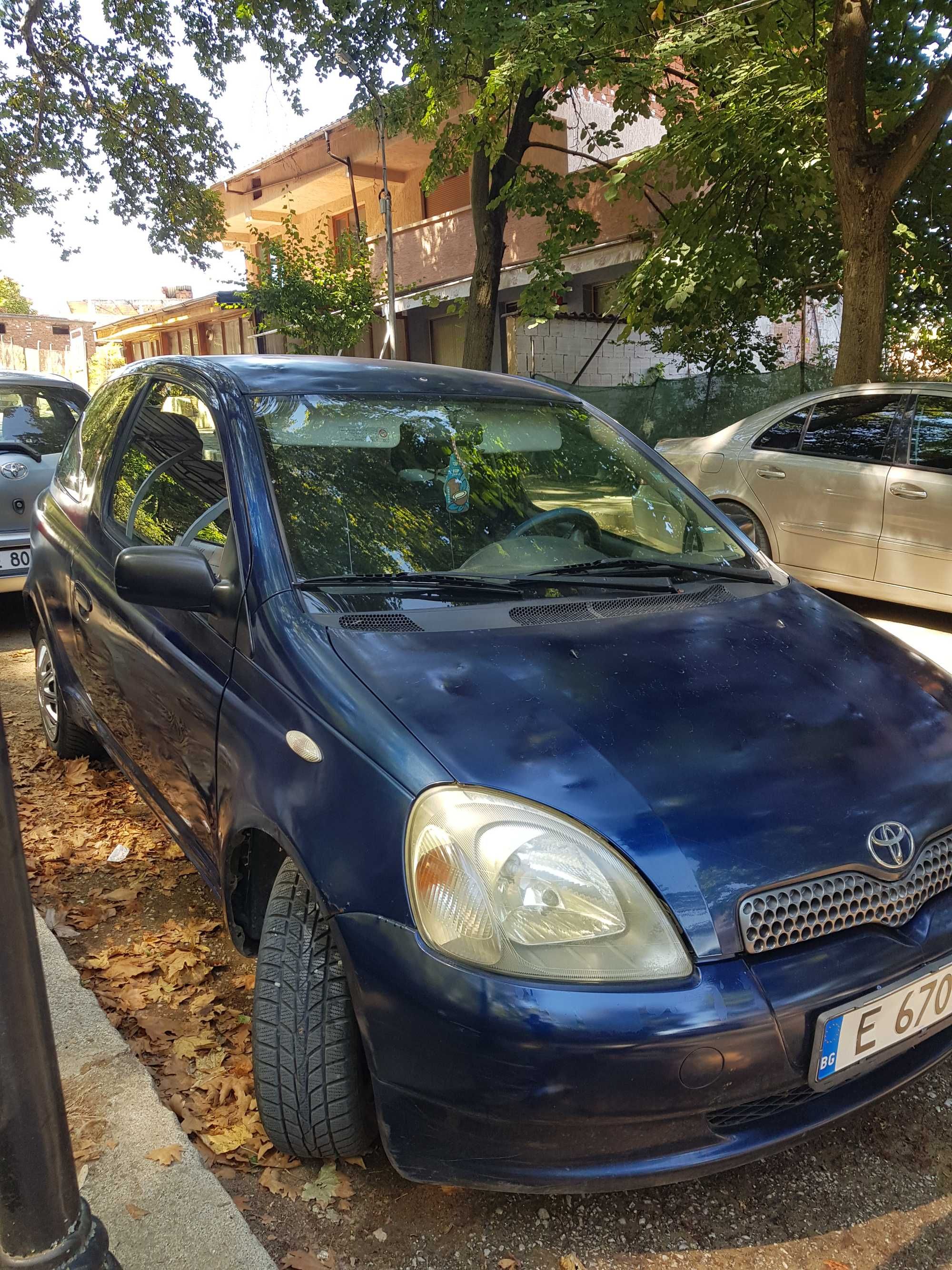 Продавам кола Toyota Yaris