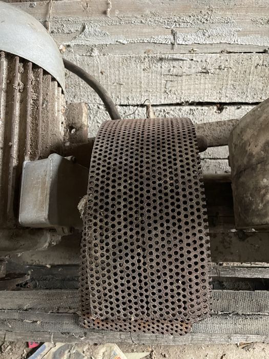 Продавам фуражомелка