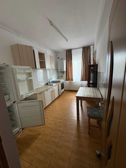 Buna Ziua/ Zorilor 2 camere + bucatarie + balcon
