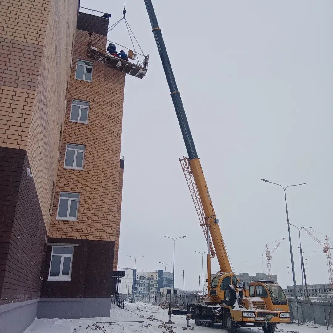 Услуги автокрана Уральск стрела 30 метров