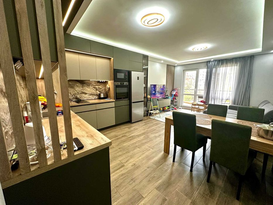 Продава 3-СТАЕН. град Варна, Левски 2