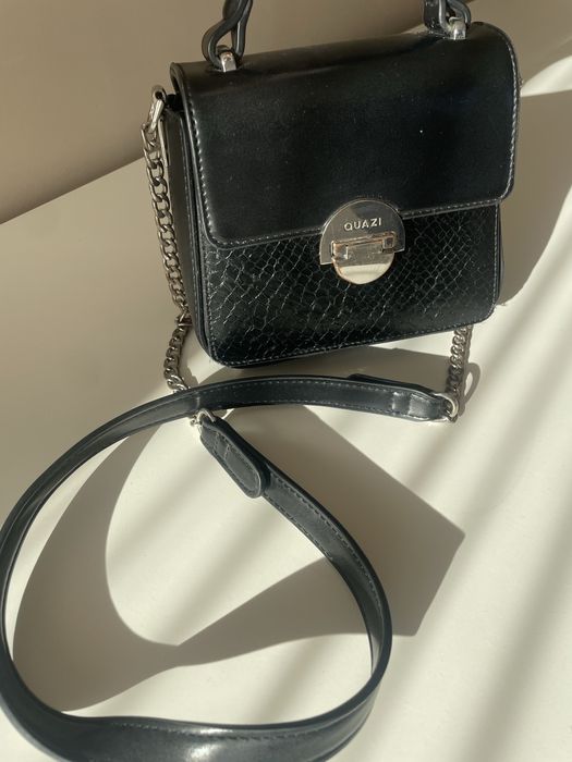 Малка дамска чанта