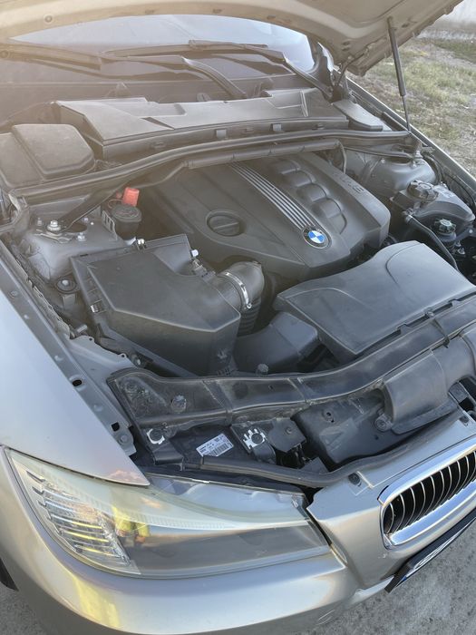 BMW E90,Facelift 320 D