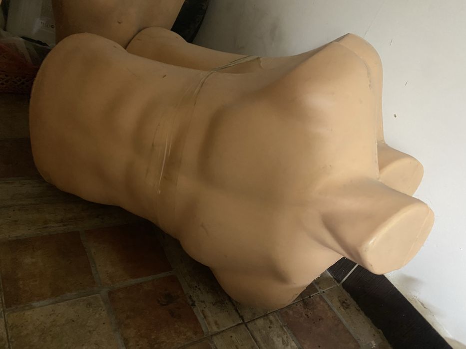 Маникены торсы ноги