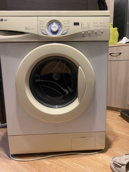 Продам стиральную машину