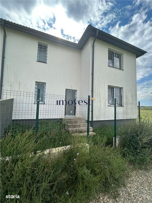 Duplex semifinisat in Martinesti 99.000 euro