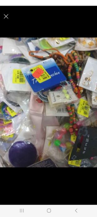 Gablonturi. Noi. 330 pungute pentru 330 lei