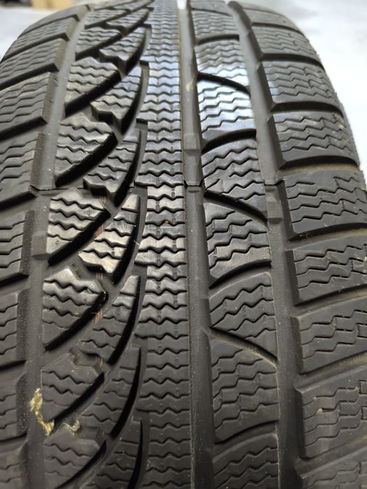 Зимни гуми 205 45 17 и 215 45 17